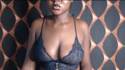 Snapshot of ebony_cuntxx10 chatting on 07-15-26, 12:21 Bene online show from 07-15-26, 12:21