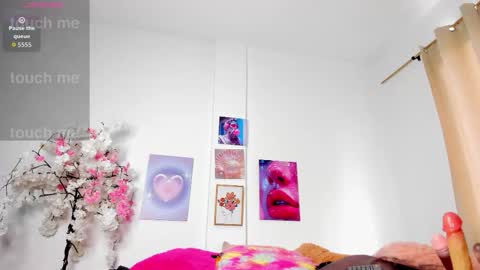 ebony_cute9 online show from 02-02-26, 07:01