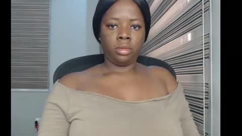 Snapshot of ebony_dripqueen chatting on 10-06-25, 06:55 Jessy online show from 10-06-25, 06:55