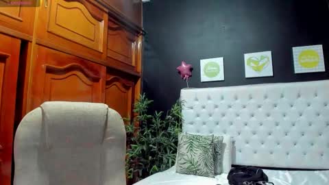 ebony_katterin online show from 02-04-26, 11:27