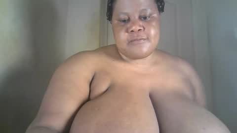 ebony_magixs online show from 10-04-25, 01:47