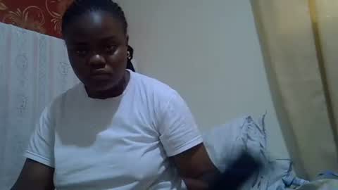 ebony_maria online show from 09-15-25, 07:08