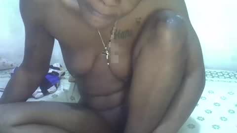 ebony_pearl59 online show from 05-18-26, 06:41