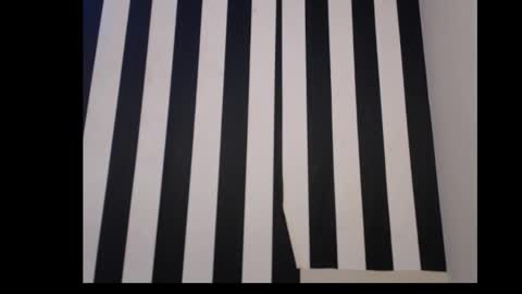 Snapshot of ebony_petitequeen chatting on 11-06-25, 12:44 Ella online show from 11-06-25, 12:44