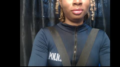 Queen online show from 04-10-26, 09:14