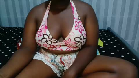 Snapshot of ebony_sabrina chatting on 02-21-25, 10:07 Sabrina online show from 02-21-25, 10:07