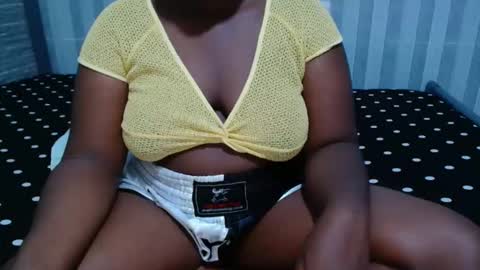 Snapshot of ebony_sabrina chatting on 10-05-25, 07:50 Sabrina online show from 10-05-25, 07:50