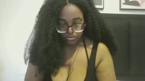 Snapshot of ebonybigtitqueen0 chatting on 04-04-26, 05:32 ebonybigtitqueen0 online show from 04-04-26, 05:32