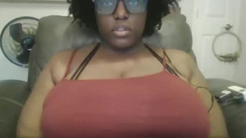 ebonybigtitqueen1 online show from 10-09-25, 08:07