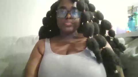 Snapshot of ebonybigtitqueen3 chatting on 11-02-25, 03:09 ebonybigtitqueen3 online show from 11-02-25, 03:09