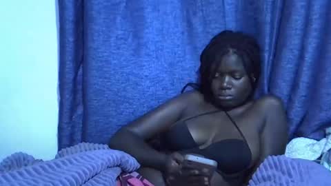 ebonybloom01 online show from 09-26-25, 02:59