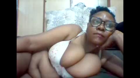 Snapshot of ebonybussy chatting on 01-26-25, 10:34 MAMITO online show from 01-26-25, 10:34