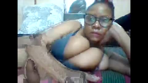 Snapshot of ebonybussy chatting on 02-16-25, 11:38 MAMITO online show from 02-16-25, 11:38