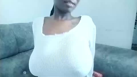 Ebony Melanie online show from 03-04-25, 10:46