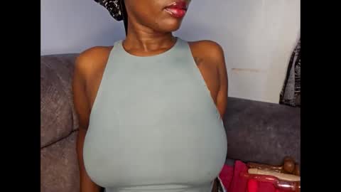 Ebony Melanie online show from 10-03-25, 11:46