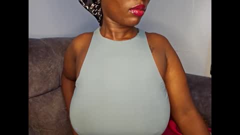 Ebony Melanie online show from 10-29-25, 11:39