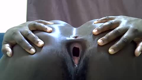 ebonyfire99 online show from 06-11-26, 02:00