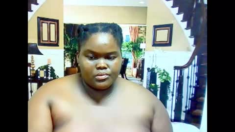 Snapshot of ebonyhotbuns4u2luv chatting on 02-13-25, 07:03 ebonyhotbuns4u2luv online show from 02-13-25, 07:03