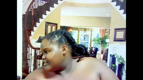 Snapshot of ebonyhotbuns4u2luv chatting on 02-15-25, 10:00 ebonyhotbuns4u2luv online show from 02-15-25, 10:00
