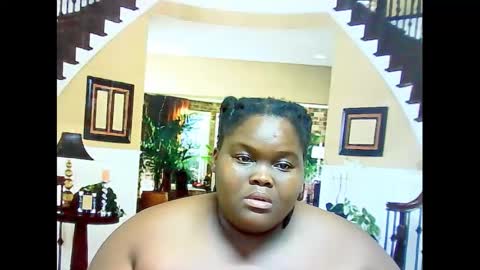 Snapshot of ebonyhotbuns4u2luv chatting on 02-19-25, 06:11 ebonyhotbuns4u2luv online show from 02-19-25, 06:11