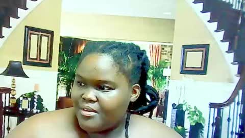 Snapshot of ebonyhotbuns4u2luv chatting on 02-19-25, 09:39 ebonyhotbuns4u2luv online show from 02-19-25, 09:39