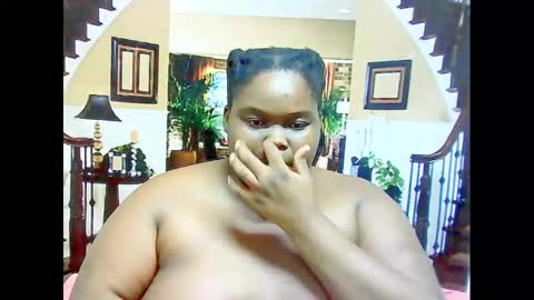 Snapshot of ebonyhotbuns4u2luv chatting on 02-20-25, 01:19 ebonyhotbuns4u2luv online show from 02-20-25, 01:19