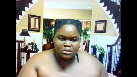 Snapshot of ebonyhotbuns4u2luv chatting on 02-21-25, 06:07 ebonyhotbuns4u2luv online show from 02-21-25, 06:07