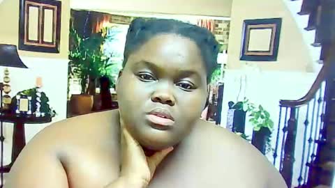 Snapshot of ebonyhotbuns4u2luv chatting on 02-22-25, 10:40 ebonyhotbuns4u2luv online show from 02-22-25, 10:40