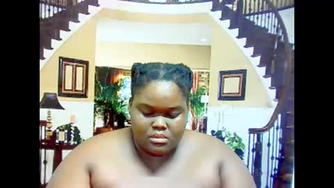 Snapshot of ebonyhotbuns4u2luv chatting on 02-23-25, 06:17 ebonyhotbuns4u2luv online show from 02-23-25, 06:17