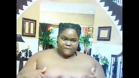 Snapshot of ebonyhotbuns4u2luv chatting on 02-24-25, 06:47 ebonyhotbuns4u2luv online show from 02-24-25, 06:47