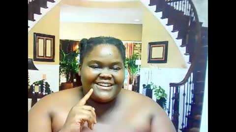 Snapshot of ebonyhotbuns4u2luv chatting on 02-25-25, 10:04 ebonyhotbuns4u2luv online show from 02-25-25, 10:04