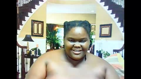 Snapshot of ebonyhotbuns4u2luv chatting on 02-26-25, 01:30 ebonyhotbuns4u2luv online show from 02-26-25, 01:30