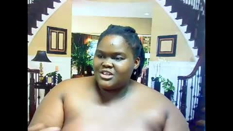 Snapshot of ebonyhotbuns4u2luv chatting on 03-04-25, 12:01 ebonyhotbuns4u2luv online show from 03-04-25, 12:01