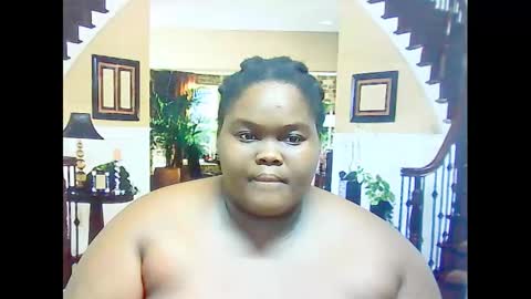 Snapshot of ebonyhotbuns4u2luv chatting on 03-07-25, 12:01 ebonyhotbuns4u2luv online show from 03-07-25, 12:01