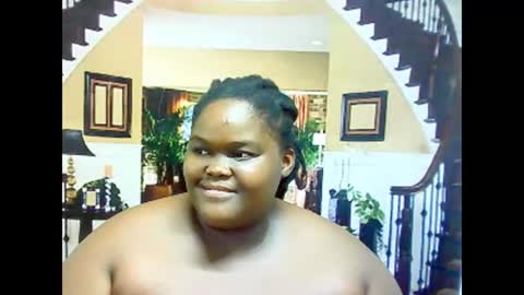 Snapshot of ebonyhotbuns4u2luv chatting on 03-08-25, 06:43 ebonyhotbuns4u2luv online show from 03-08-25, 06:43