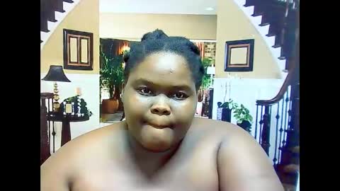 Snapshot of ebonyhotbuns4u2luv chatting on 03-08-25, 01:14 ebonyhotbuns4u2luv online show from 03-08-25, 01:14