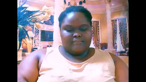 Snapshot of ebonyhotbuns4u2luv chatting on 09-18-25, 10:06 ebonyhotbuns4u2luv online show from 09-18-25, 10:06