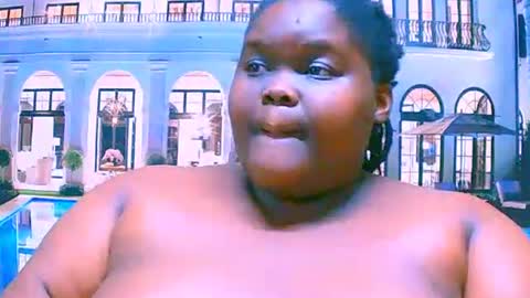 Snapshot of ebonyhotbuns4u2luv chatting on 09-28-25, 07:58 ebonyhotbuns4u2luv online show from 09-28-25, 07:58