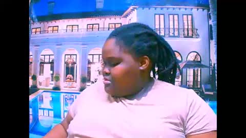 Snapshot of ebonyhotbuns4u2luv chatting on 09-30-25, 09:14 ebonyhotbuns4u2luv online show from 09-30-25, 09:14