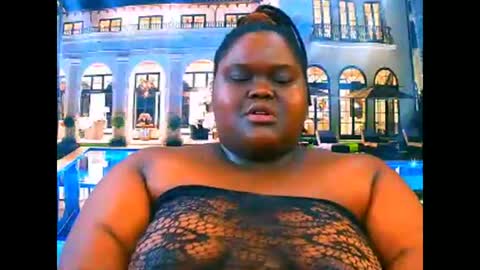 ebonyhotbuns4u2luv online show from 04-14-26, 06:58