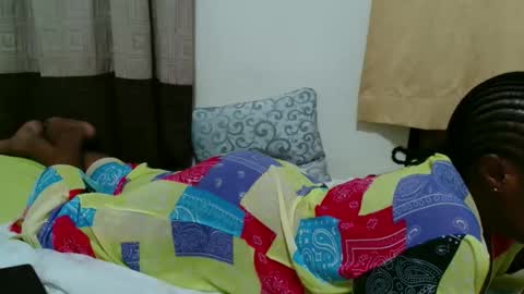 Snapshot of ebonykiran chatting on 09-19-25, 09:15 ebonykiran online show from 09-19-25, 09:15