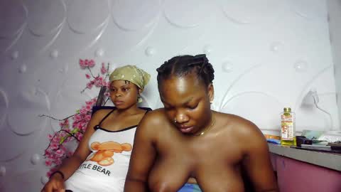 Snapshot of ebonykissxx chatting on 06-06-26, 05:50 ebonykissxx online show from 06-06-26, 05:50