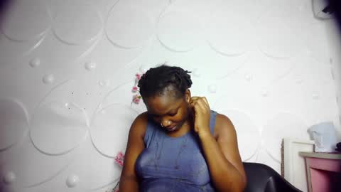 Snapshot of ebonykissxx chatting on 06-13-26, 10:51 ebonykissxx online show from 06-13-26, 10:51