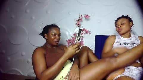 Snapshot of ebonykissxx chatting on 06-17-26, 10:00 ebonykissxx online show from 06-17-26, 10:00