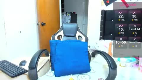 Angela online show from 02-05-25, 01:37