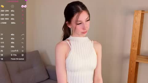 Snapshot of ebonyleibenstein chatting on 05-30-26, 03:14 Milly online show from 05-30-26, 03:14
