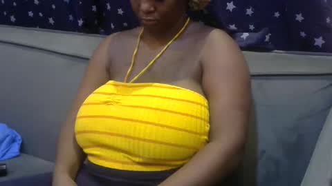 ebonymayahh online show from 04-17-26, 07:44