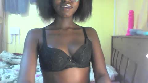 Ebonymuse2 online show from 03-04-26, 08:59