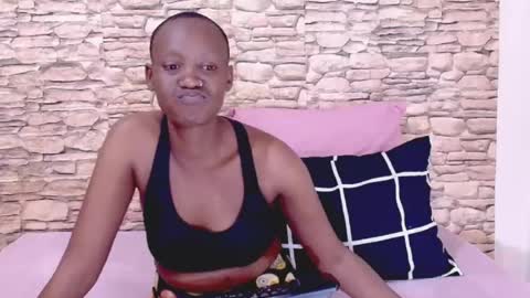 Snapshot of ebonyolive69 chatting on 07-16-26, 06:03 Cindy online show from 07-16-26, 06:03