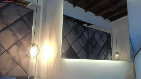 Snapshot of ebonyx40 chatting on 04-15-26, 11:06 ebonyx40 online show from 04-15-26, 11:06